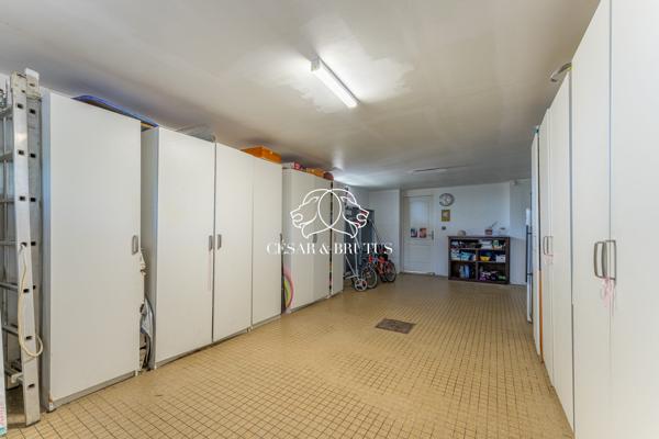Maison contemporaine de 192 m² avec piscine et vue panoramique – Dardilly