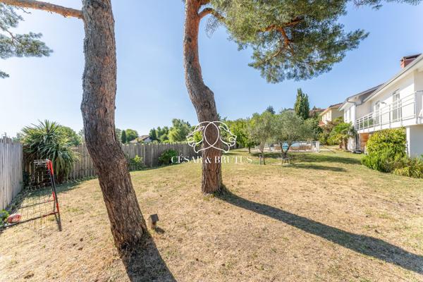 Maison contemporaine de 192 m² avec piscine et vue panoramique – Dardilly