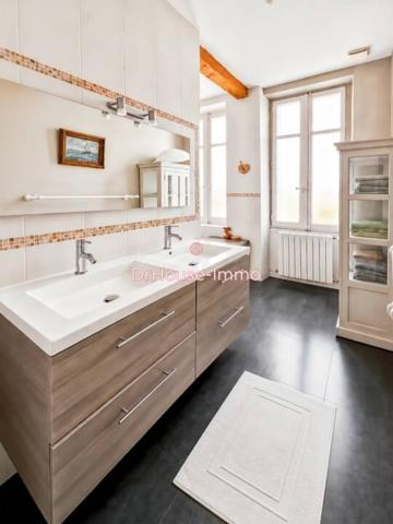Maison à vendre 7 pièces de 205 m²