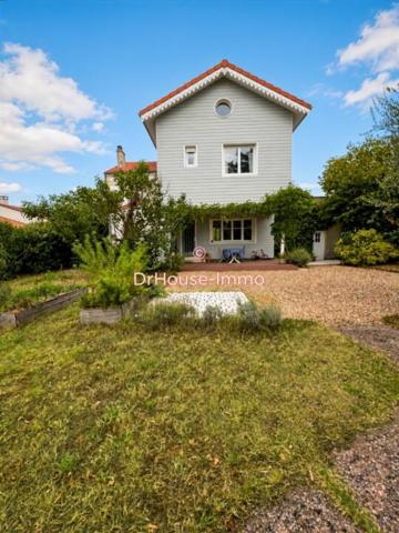 Maison à vendre 7 pièces de 205 m²