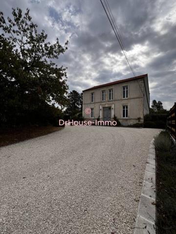 Maison à vendre 7 pièces de 205 m²