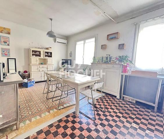 CANOHES, 3 faces, 5 pièces avec un garage, cour et terrasse