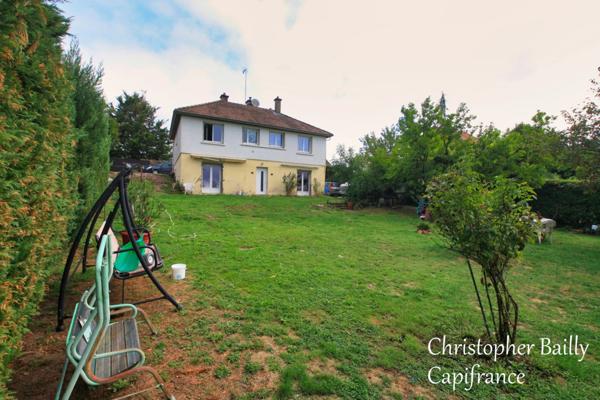 Maison de village avec un beau terrain de 1400 m².