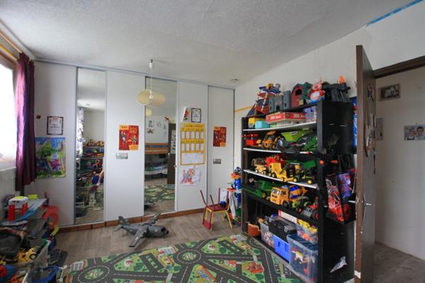 Maison de village avec un beau terrain de 1400 m².