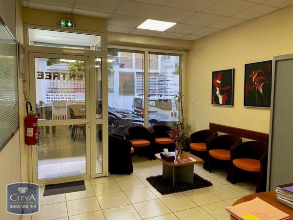 Local commercial à vendre