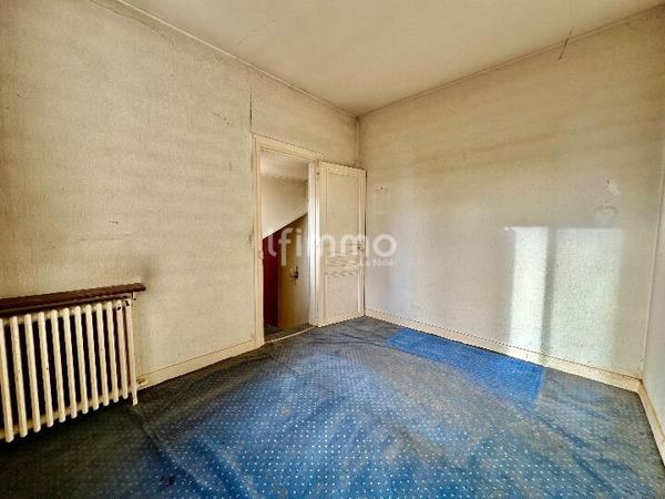 Montreuil- Grands pêchers Renan- Maison 55m2 + Sous sol-Terrain 219m2