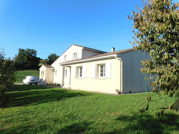 16430 VINDELLE - Maison récente de 150 m².
