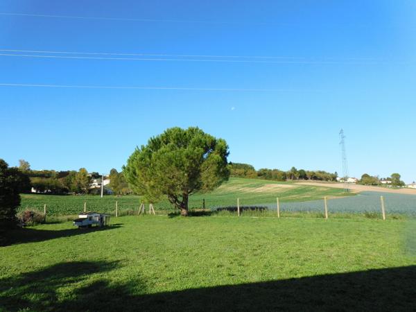 16430 VINDELLE - Maison récente de 150 m².