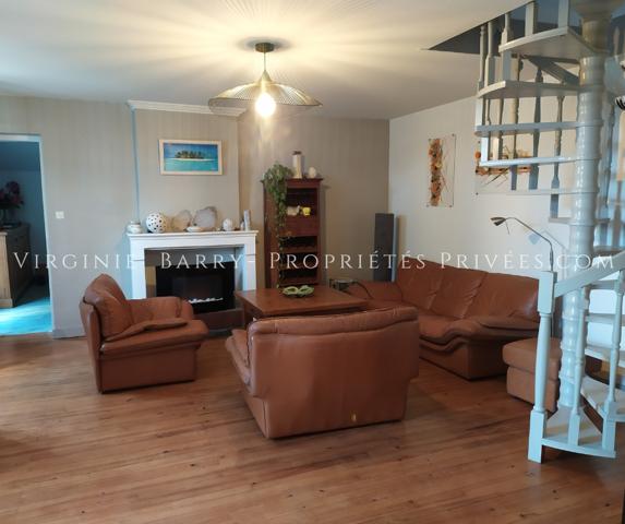 MAISON DE MAITRE 5 CHAMBRES SUR 1200 M² DE TERRAIN AVEC PISCINE