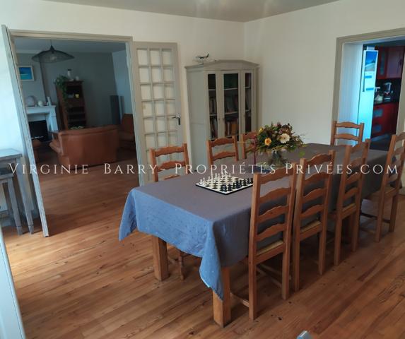 MAISON DE MAITRE 5 CHAMBRES SUR 1200 M² DE TERRAIN AVEC PISCINE