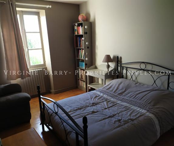 MAISON DE MAITRE 5 CHAMBRES SUR 1200 M² DE TERRAIN AVEC PISCINE