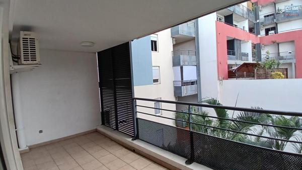 A vendre T3 de 65m2 habitable à Sainte-Clotilde à deux pas du boulevard Sud