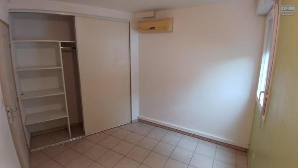 A vendre T3 de 65m2 habitable à Sainte-Clotilde à deux pas du boulevard Sud