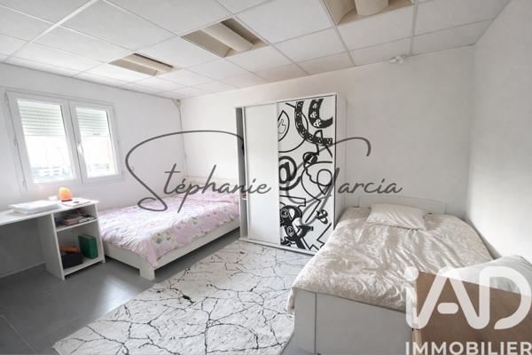 Immeuble à vendre 511 m² Mours-Saint-Eusèbe