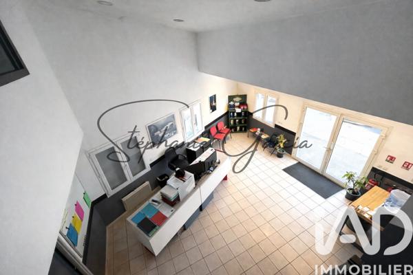 Immeuble à vendre 511 m² Mours-Saint-Eusèbe