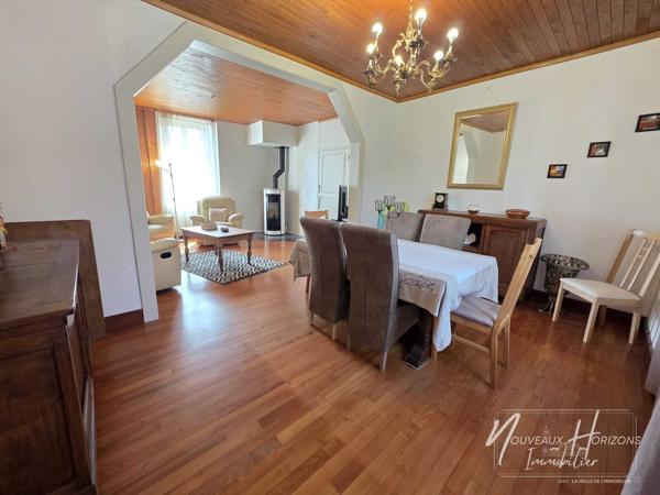 Maison
         7 pièces
        - 182 m² Exclusivité 214 000 € *