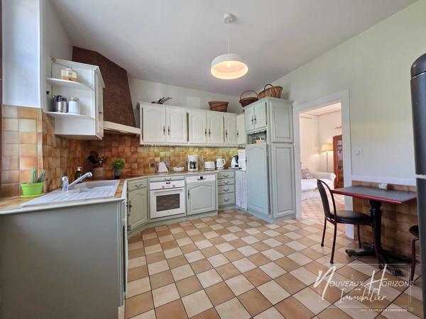 Maison
         7 pièces
        - 182 m² Exclusivité 214 000 € *
