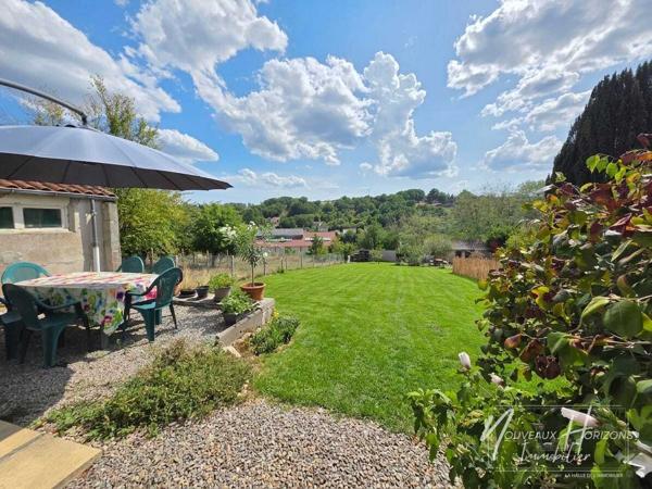 Maison
         7 pièces
        - 182 m² Exclusivité 214 000 € *