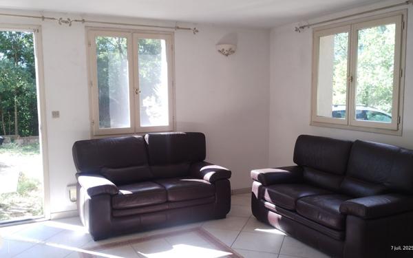 Maison à vendre    4 pièces •  Mison