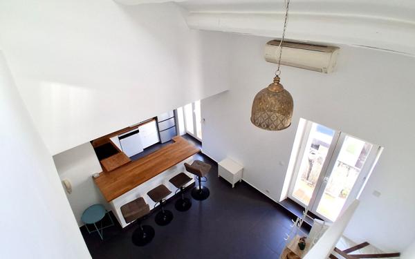 Appartement à vendre    4 pièces • 70 m2 Marseille 8