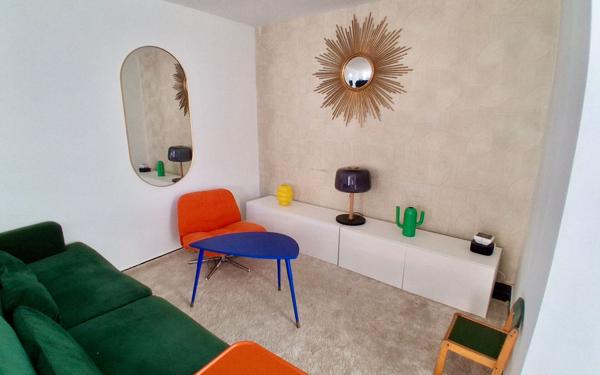 Appartement à vendre    4 pièces • 70 m2 Marseille 8