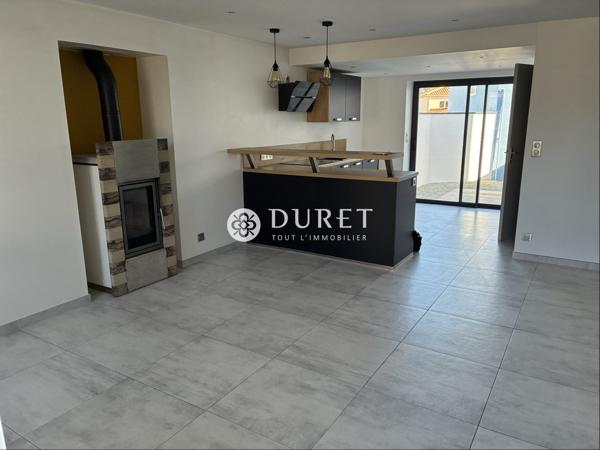 MAISON T3 A LOUER - MOUZILLON