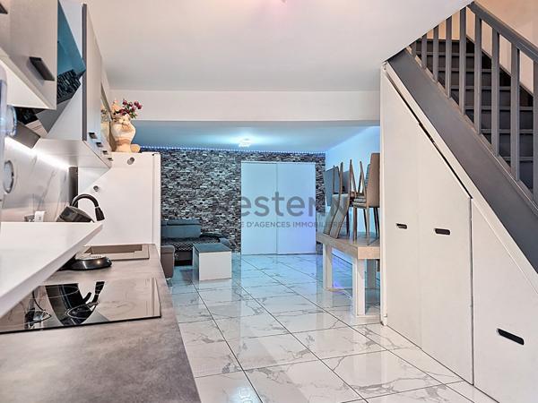 Maison Pont Saint Esprit 4 pièce(s) 90 m2