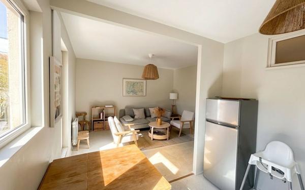 Appartement à vendre    3 pièces • 53 m2 Sète