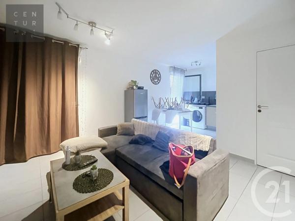 Appartement à vendre  2 pièces - 51,10 m 2   TROYES  - 10