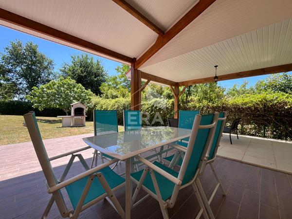 A vendre aux portes de Périgueux, Maison récente type 5 avec piscine