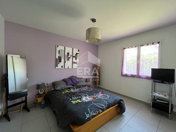 A vendre aux portes de Périgueux, Maison récente type 5 avec piscine