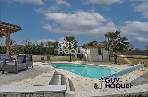 Maison 7 pièce(s) 141 m2 terrain de 1062 m² (piscine)