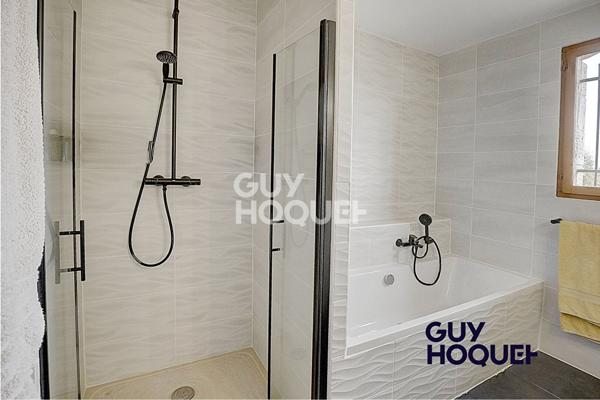 Maison 7 pièce(s) 141 m2 terrain de 1062 m² (piscine)