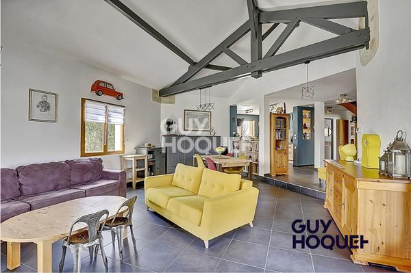 Maison 7 pièce(s) 141 m2 terrain de 1062 m² (piscine)