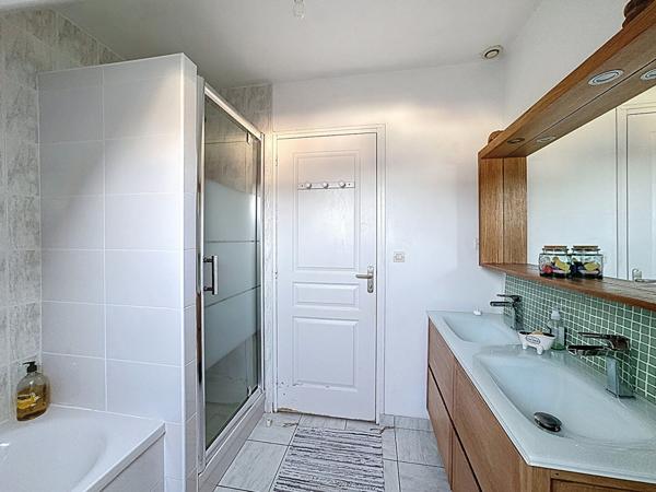 Maison Brain Sur L Authion 6 pièce(s) 117.22 m2