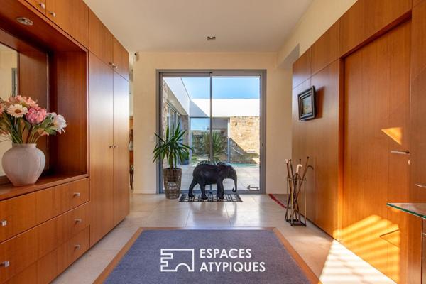 Lumineuse maison d’architecte avec piscine en coeur de ville