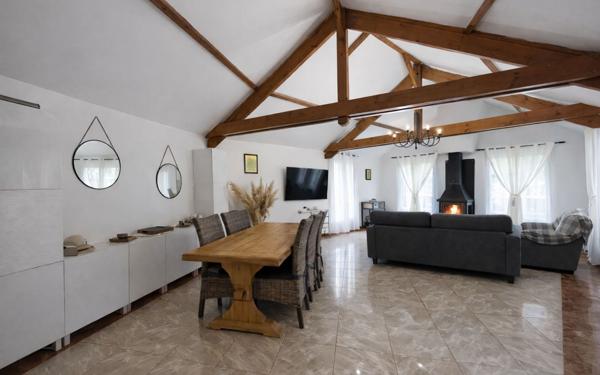Maison à vendre    9 pièces • 209,53 m2 Beauvais