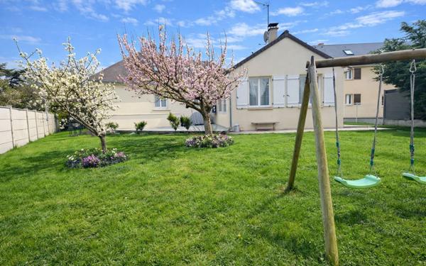Maison à vendre    9 pièces • 209,53 m2 Beauvais