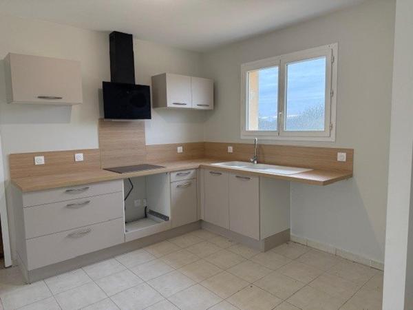 Maison récente de plain-pied