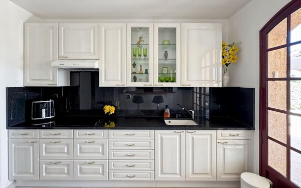 Maison à vendre    5 pièces • 105 m2 Mouans-Sartoux