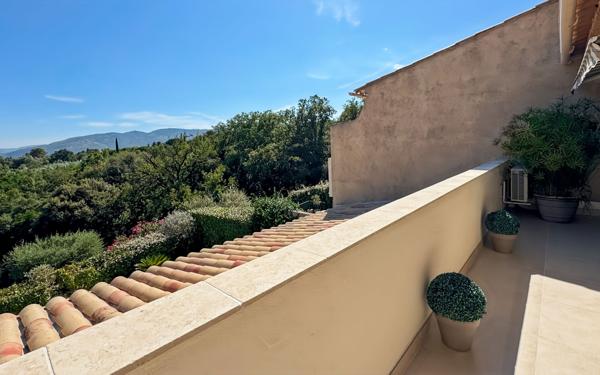 Maison à vendre    5 pièces • 105 m2 Mouans-Sartoux