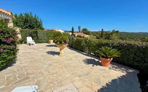 Maison à vendre    5 pièces • 105 m2 Mouans-Sartoux