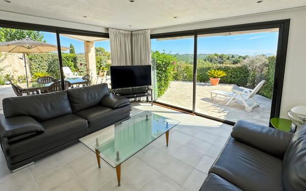 Maison à vendre    5 pièces • 105 m2 Mouans-Sartoux