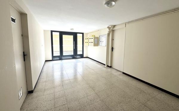 Appartement à vendre    5 pièces • 89,61 m2 Nîmes