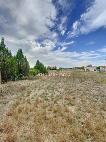 Terrain à vendre de 1 823 m²