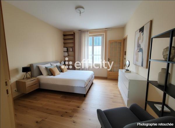 Maison 7 pièces - 184 m²