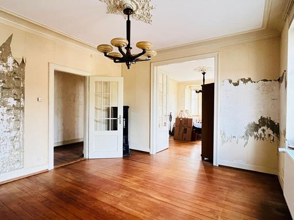 Maison de maître - 6 pièces - 200 m²