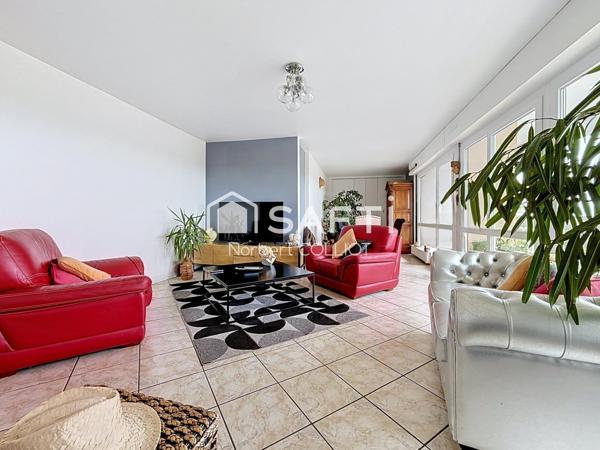 Appartement 4P, vue dégagée, parking S/Sol, cave