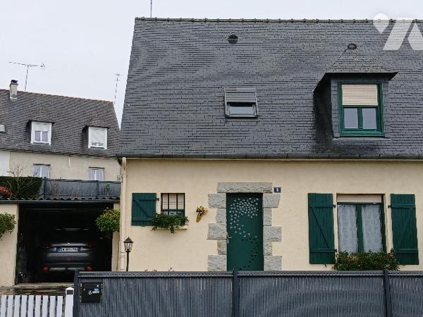 LECOUSSE (35) mais mit entree WC, cuis SAM terra sal Etge 3 chbres SDE WC chauf élec Gge Cab Pel