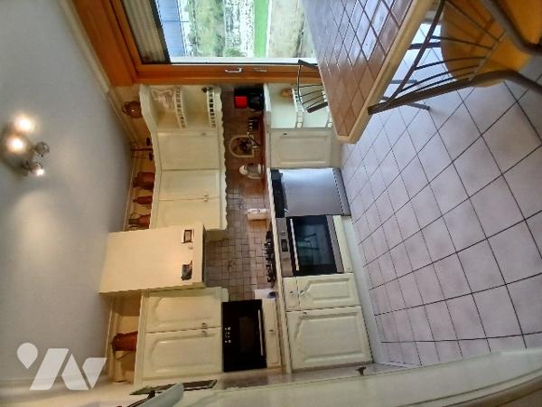 LECOUSSE (35) mais mit entree WC, cuis SAM terra sal Etge 3 chbres SDE WC chauf élec Gge Cab Pel